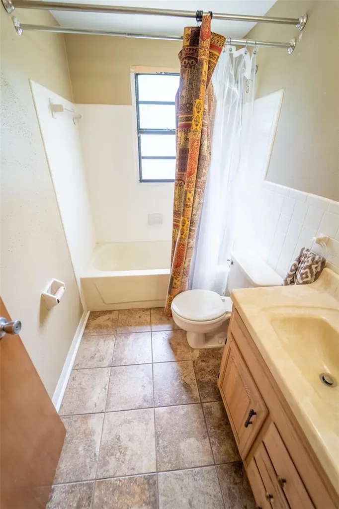 8214 Valrie Lane Riverview FL 33569