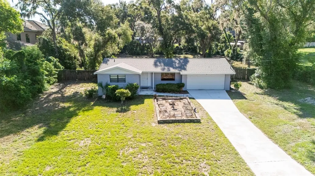 8214 Valrie Lane Riverview FL 33569