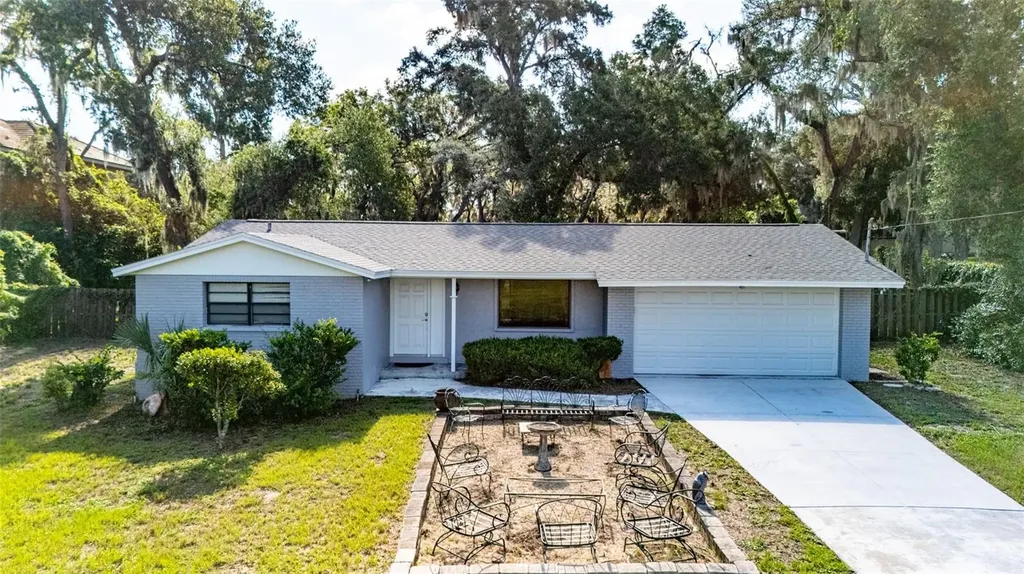 8214 Valrie Lane Riverview FL 33569