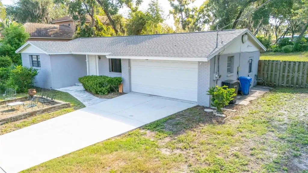 8214 Valrie Lane Riverview FL 33569