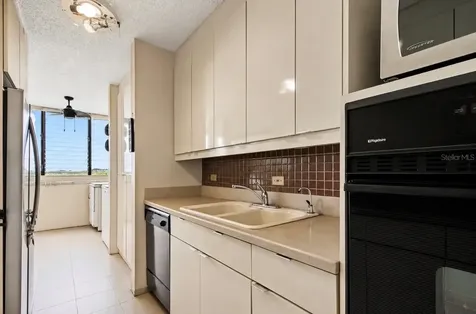 14-A Condominio Mansiones De Garden Hills Guaynabo PR 00966