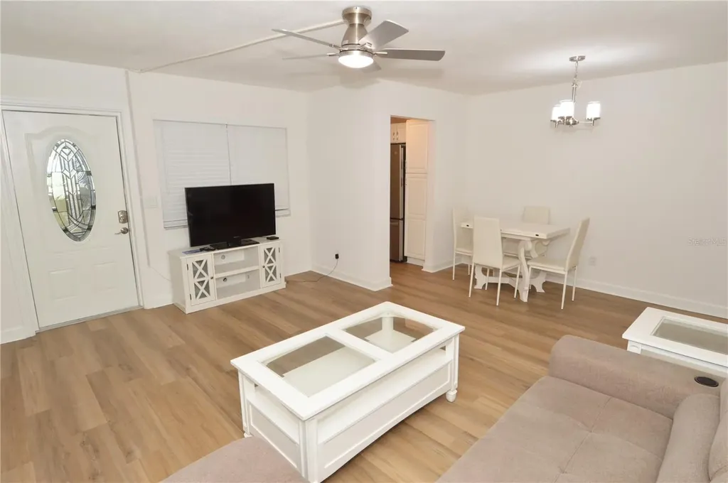 4700 Cove Circle St Petersburg FL 33708