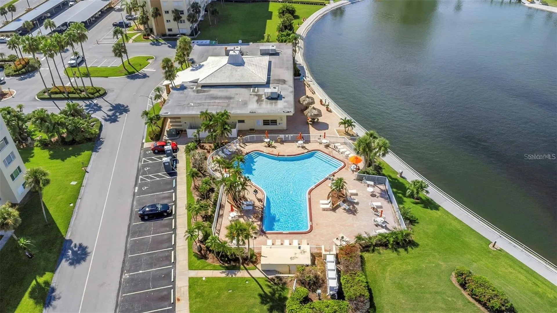 4700 Cove Circle St Petersburg FL 33708
