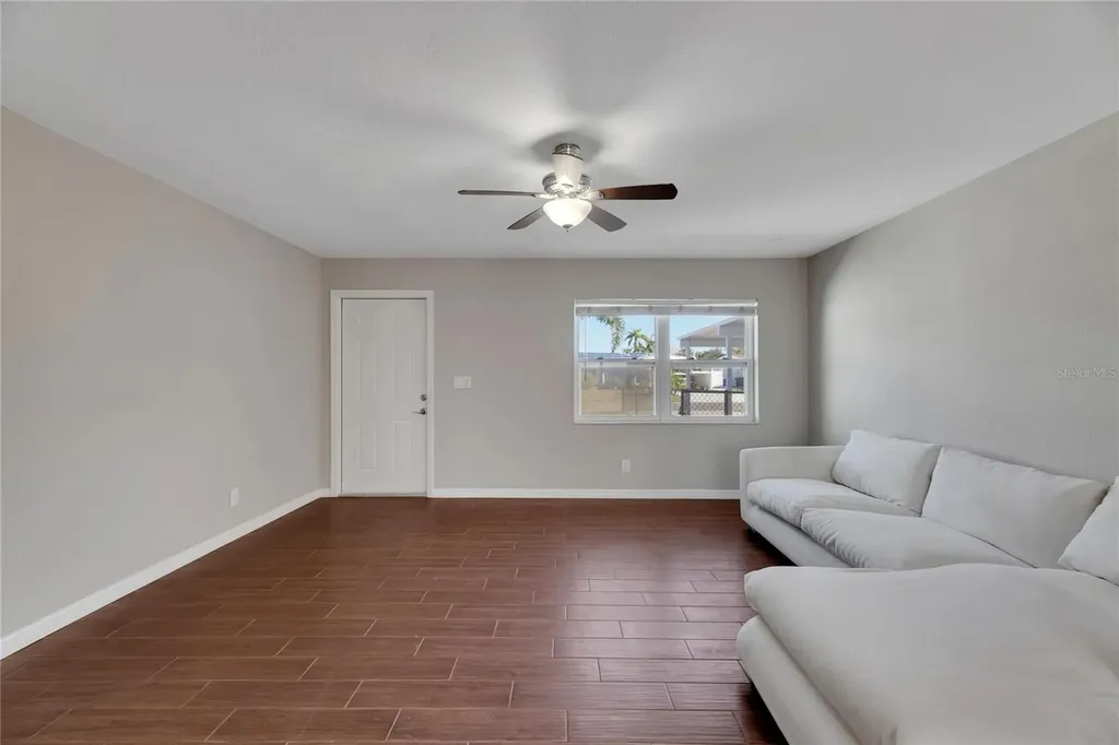 412 Flamingo Drive Apollo Beach FL 33572