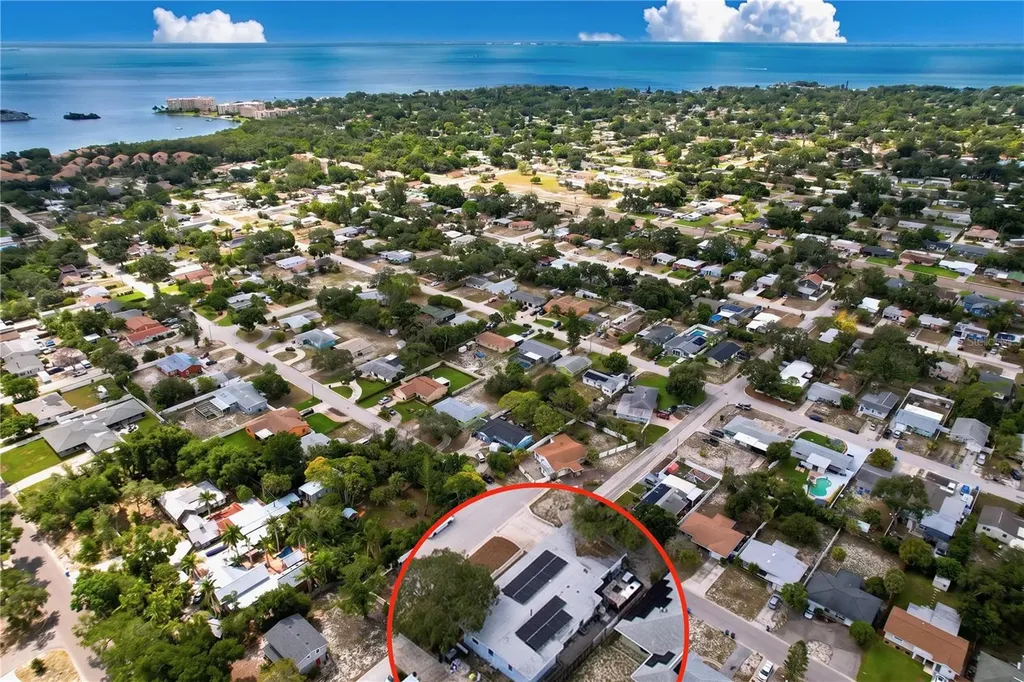 801 51st Avenue S St Petersburg FL 33705