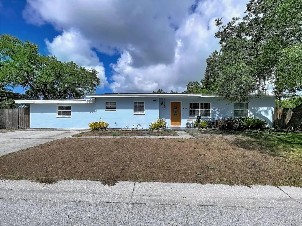 801 51st Avenue S St Petersburg FL 33705