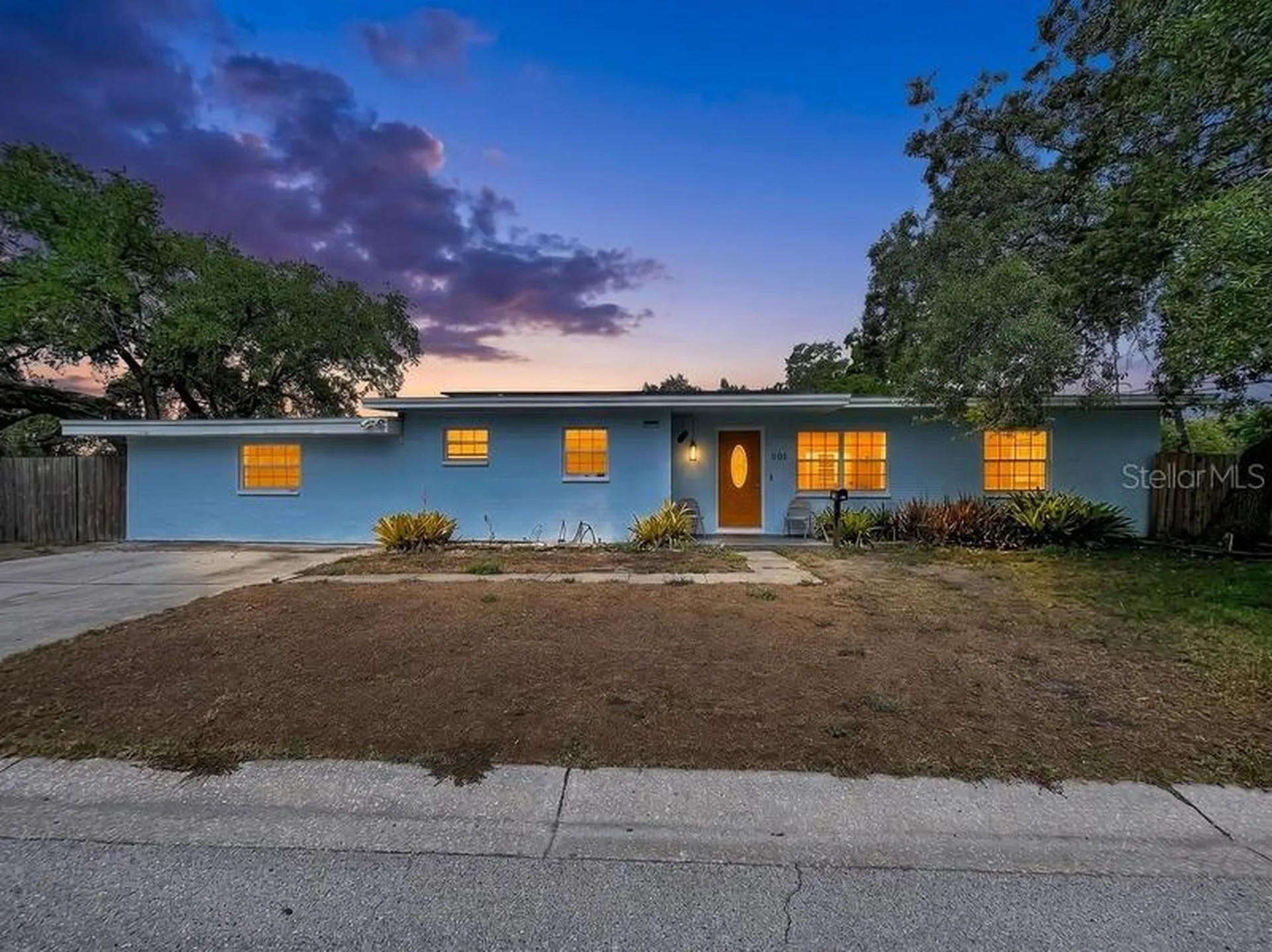 801 51st Avenue S St Petersburg FL 33705