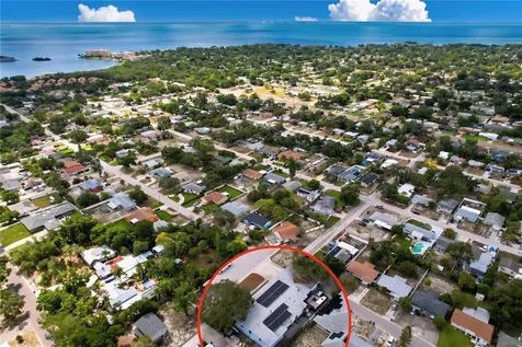 801 51st Avenue S St Petersburg FL 33705