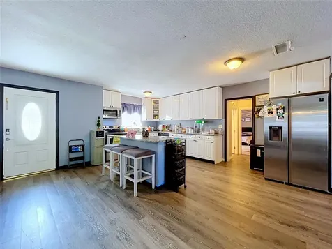 801 51st Avenue S St Petersburg FL 33705