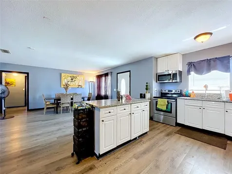 801 51st Avenue S St Petersburg FL 33705