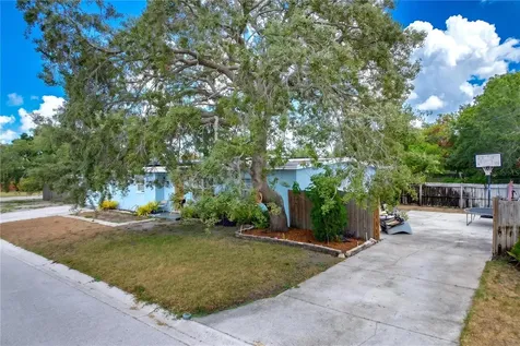 801 51st Avenue S St Petersburg FL 33705