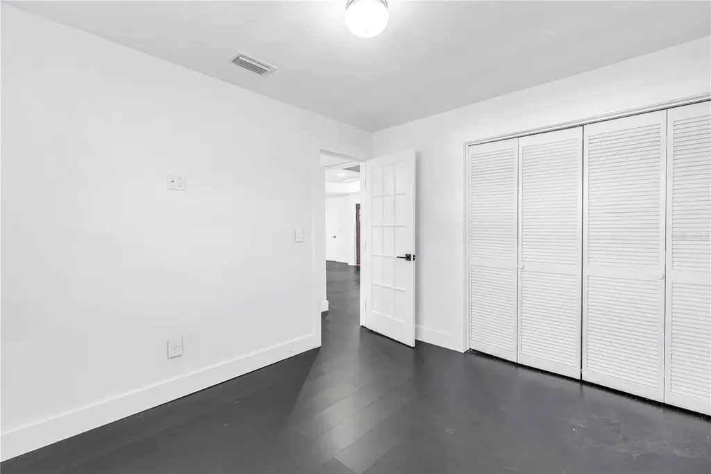 3216 Pine Haven Drive Clearwater FL 33761