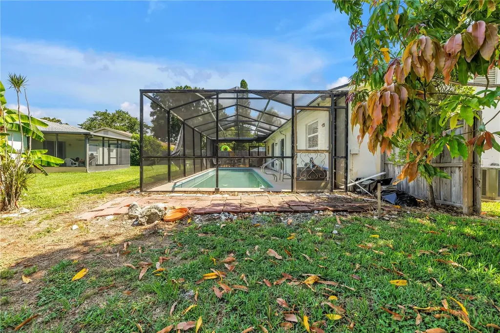 3216 Pine Haven Drive Clearwater FL 33761