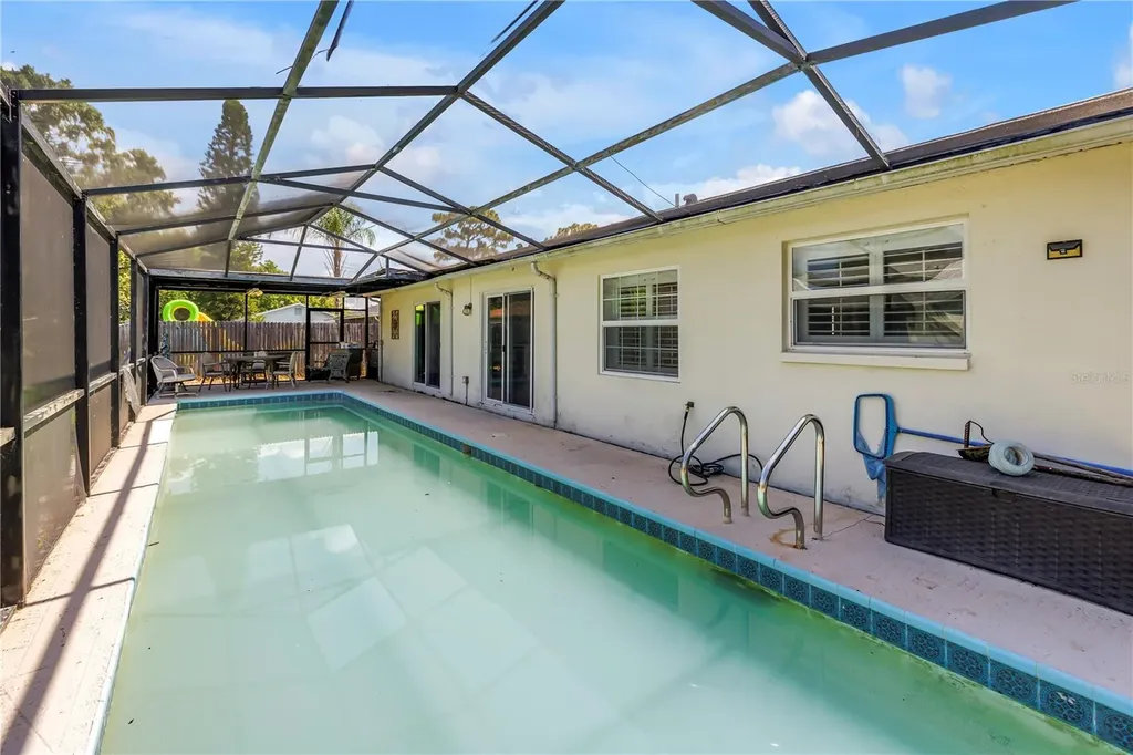 3216 Pine Haven Drive Clearwater FL 33761