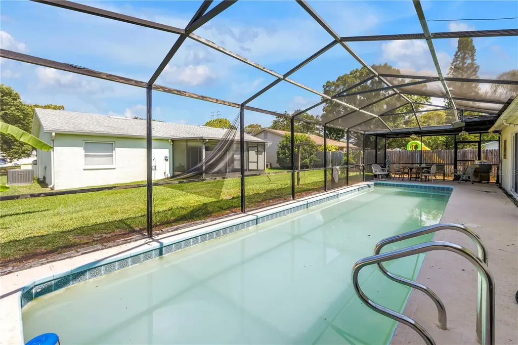 3216 Pine Haven Drive Clearwater FL 33761