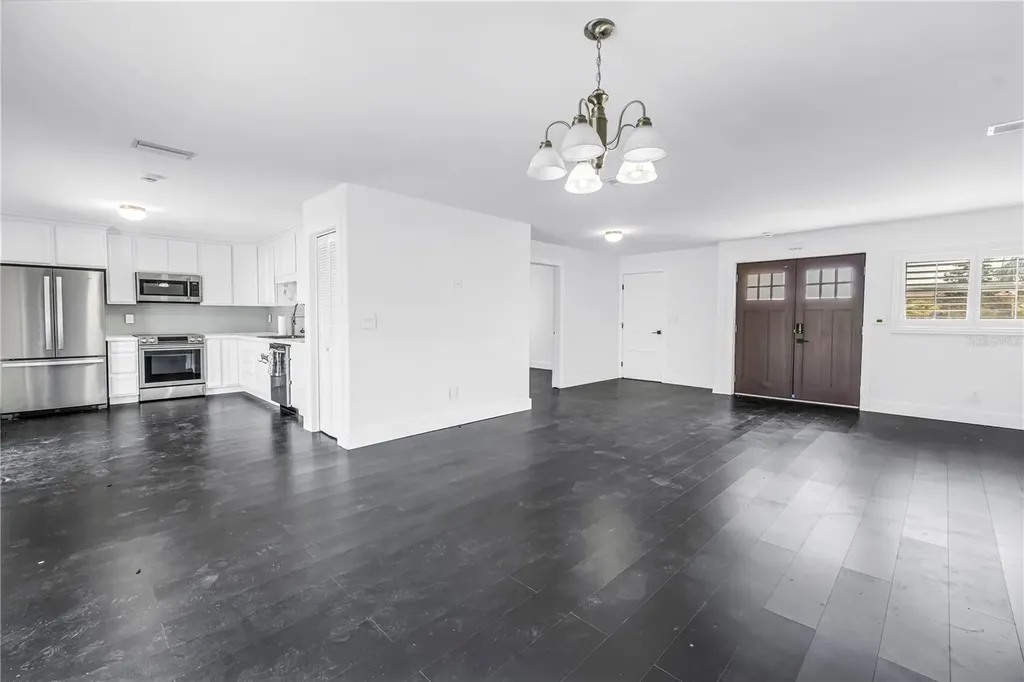 3216 Pine Haven Drive Clearwater FL 33761