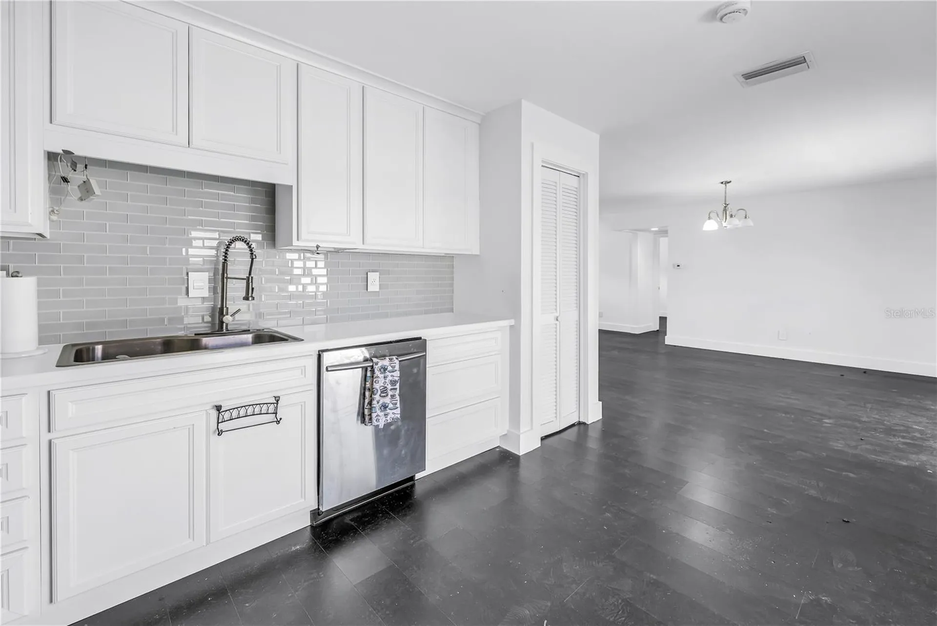 3216 Pine Haven Drive Clearwater FL 33761