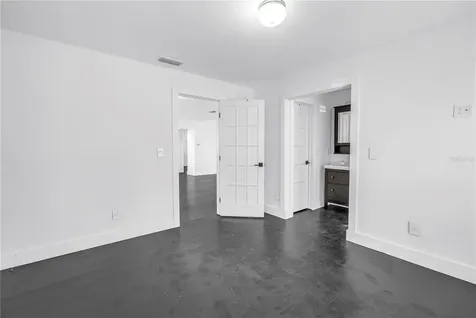 3216 Pine Haven Drive Clearwater FL 33761