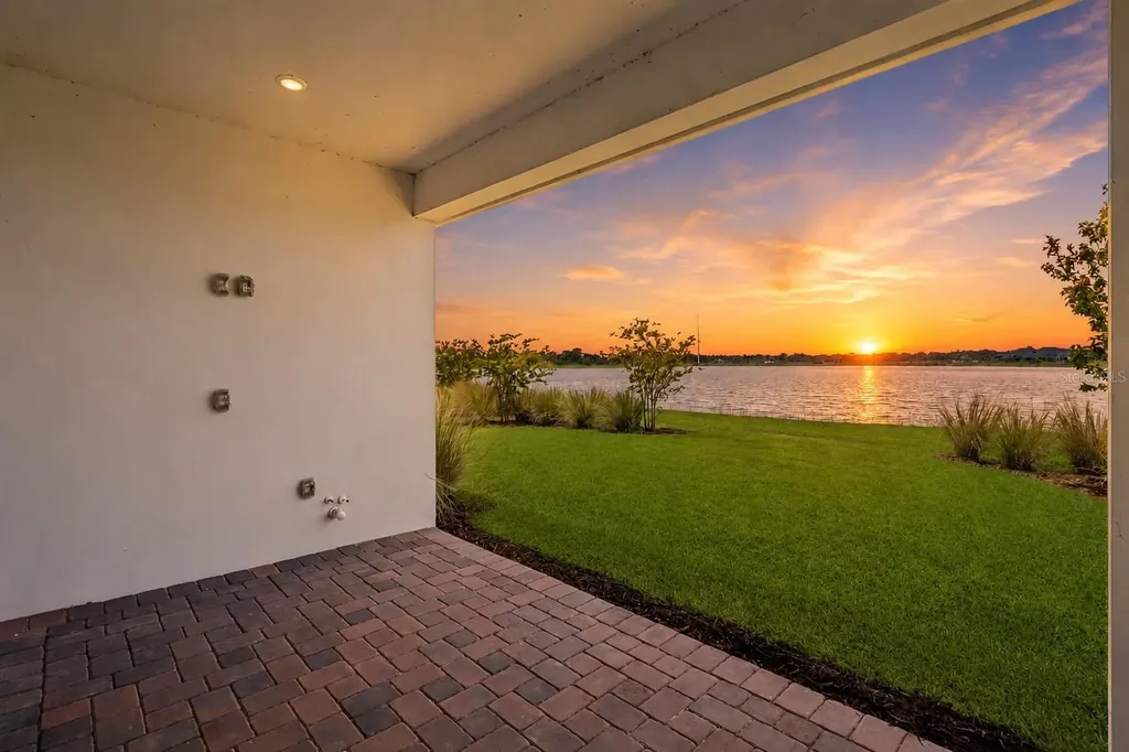10020 Ballast Drive Orlando FL 32827