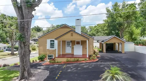 102 N Clayton Street Mount Dora FL 32757