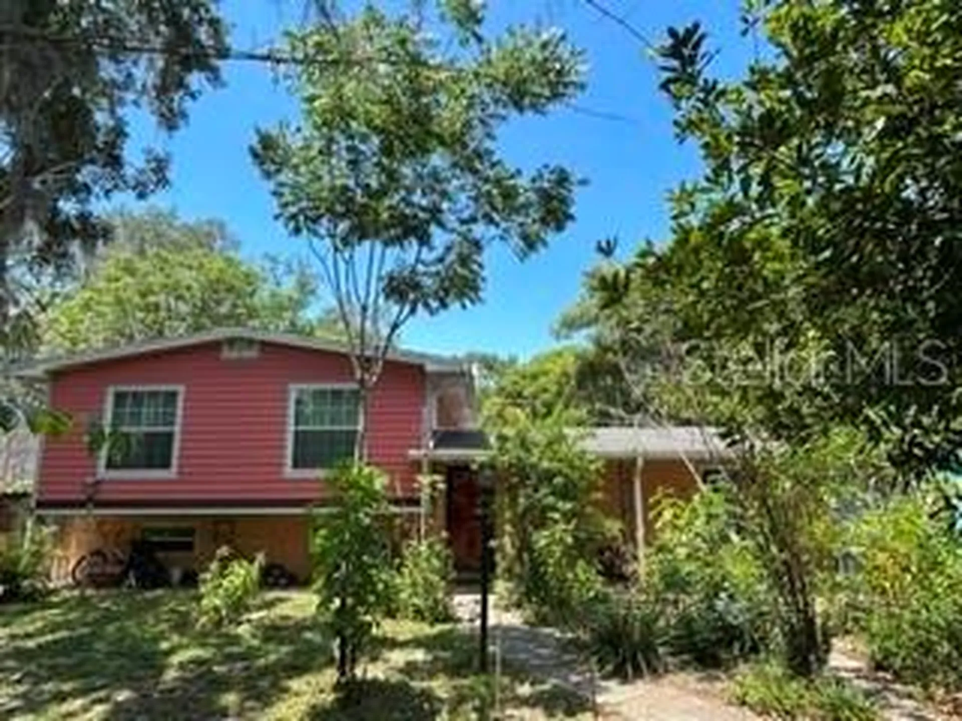 5112 E 122nd Avenue Tampa FL 33617