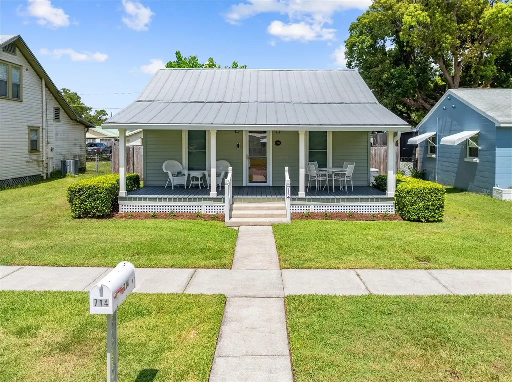 714 Massachusetts Avenue St Cloud FL 34769
