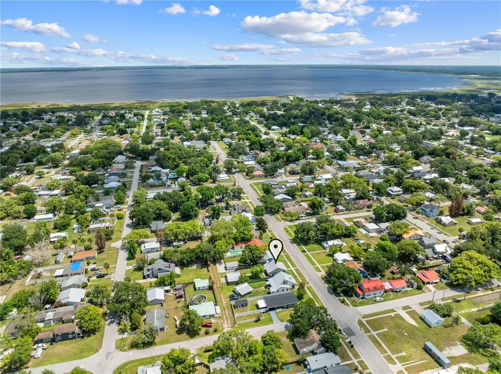 714 Massachusetts Avenue St Cloud FL 34769