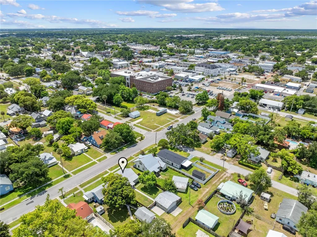 714 Massachusetts Avenue St Cloud FL 34769