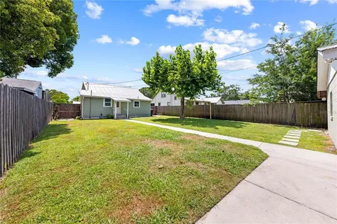 714 Massachusetts Avenue St Cloud FL 34769