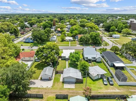 714 Massachusetts Avenue St Cloud FL 34769