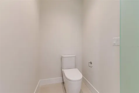 275 1st Avenue S St Petersburg FL 33701