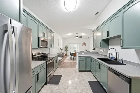 2006 E Harding Street Orlando FL 32806