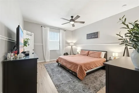 2006 E Harding Street Orlando FL 32806