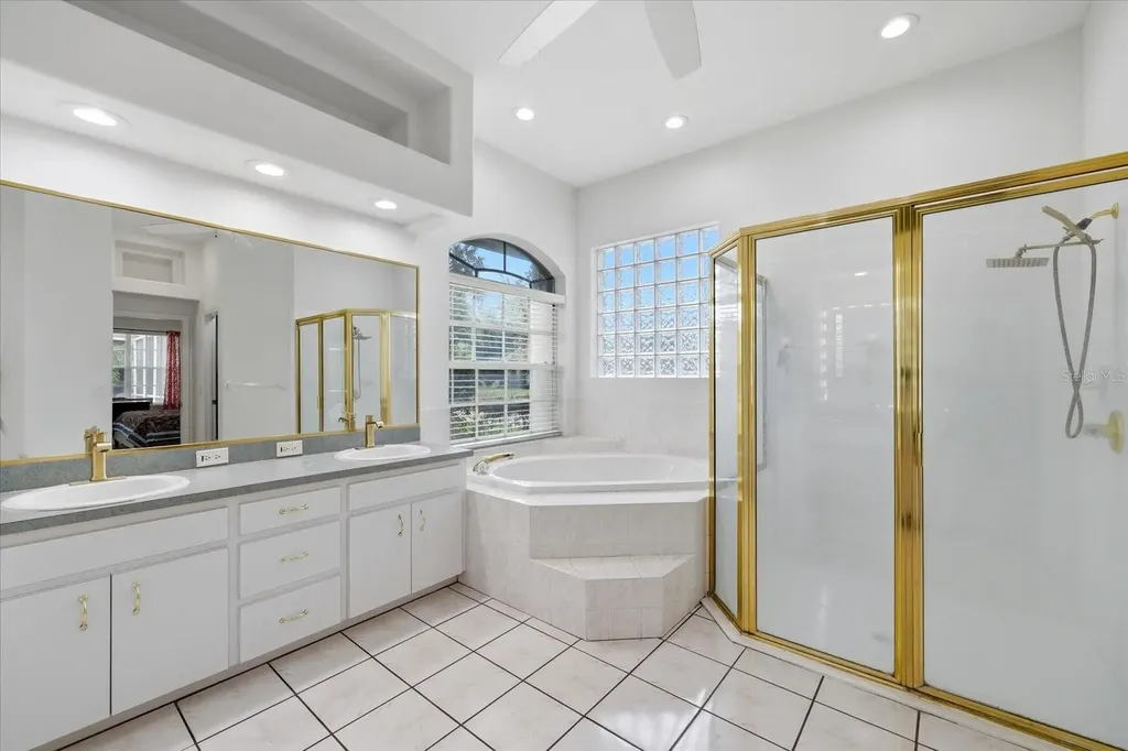 6636 Royal Forest Drive Lakeland FL 33811