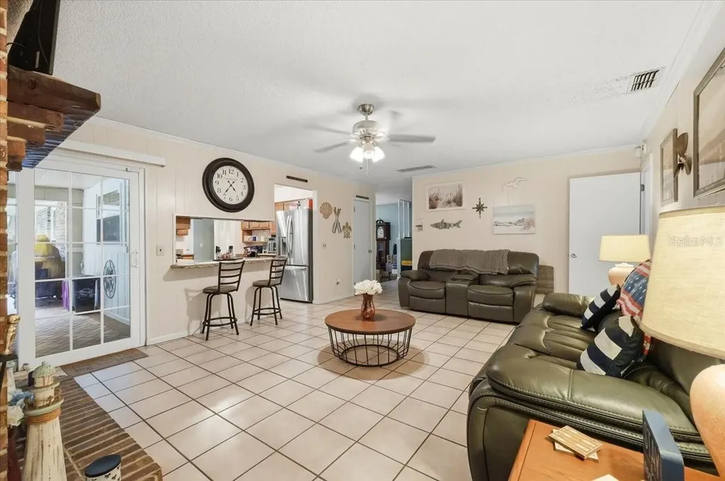 137 Wood Hall Drive Mulberry FL 33860