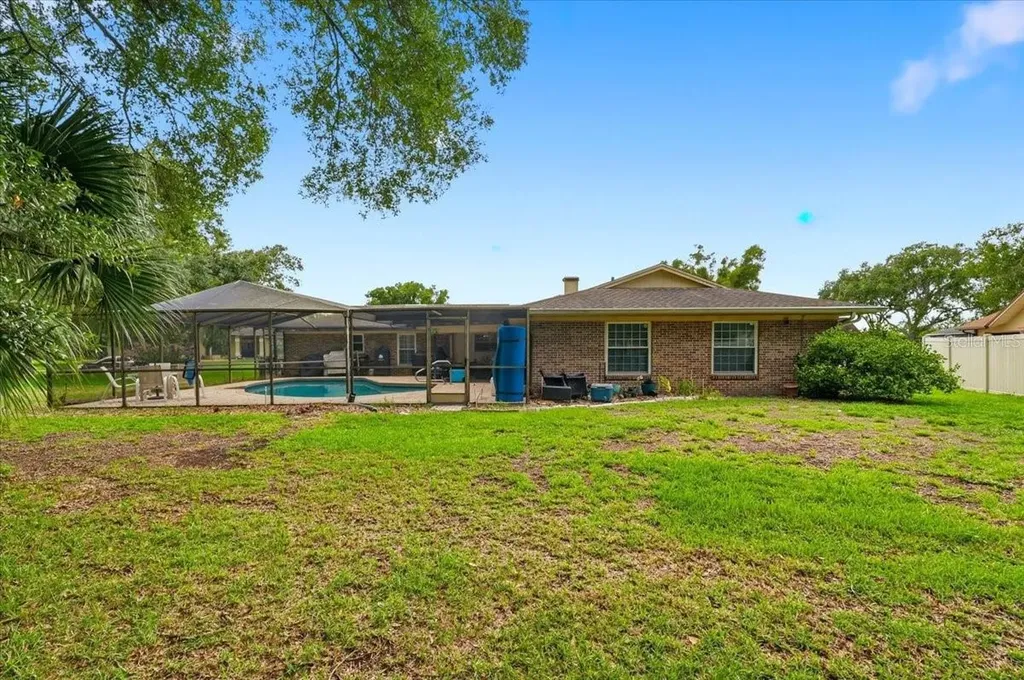 137 Wood Hall Drive Mulberry FL 33860