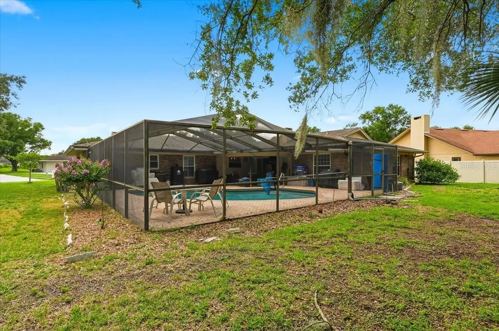 137 Wood Hall Drive Mulberry FL 33860