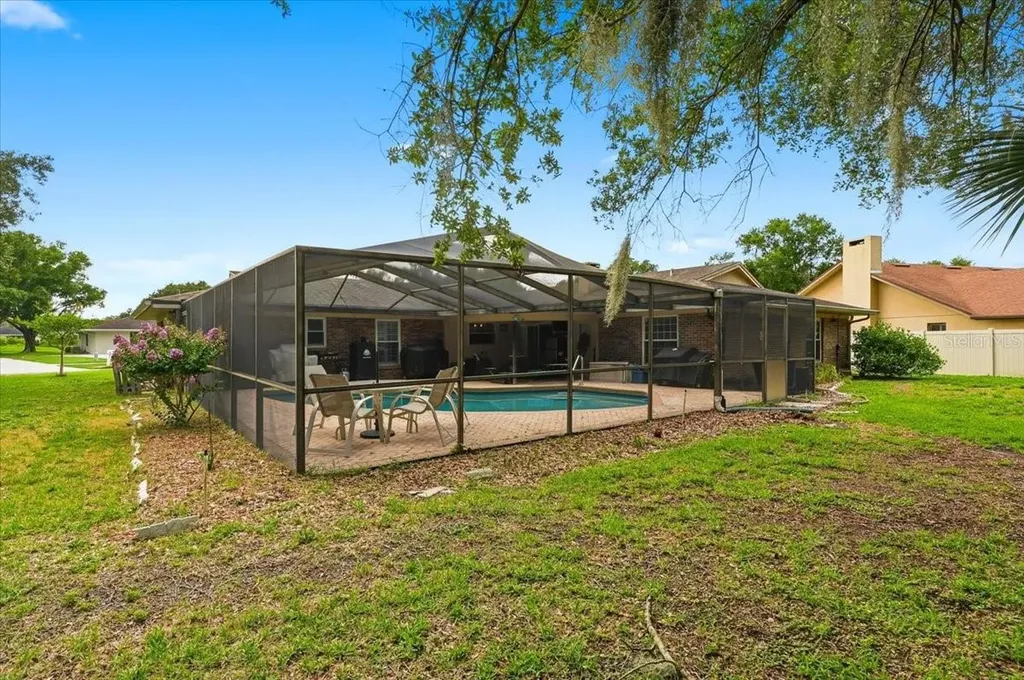 137 Wood Hall Drive Mulberry FL 33860