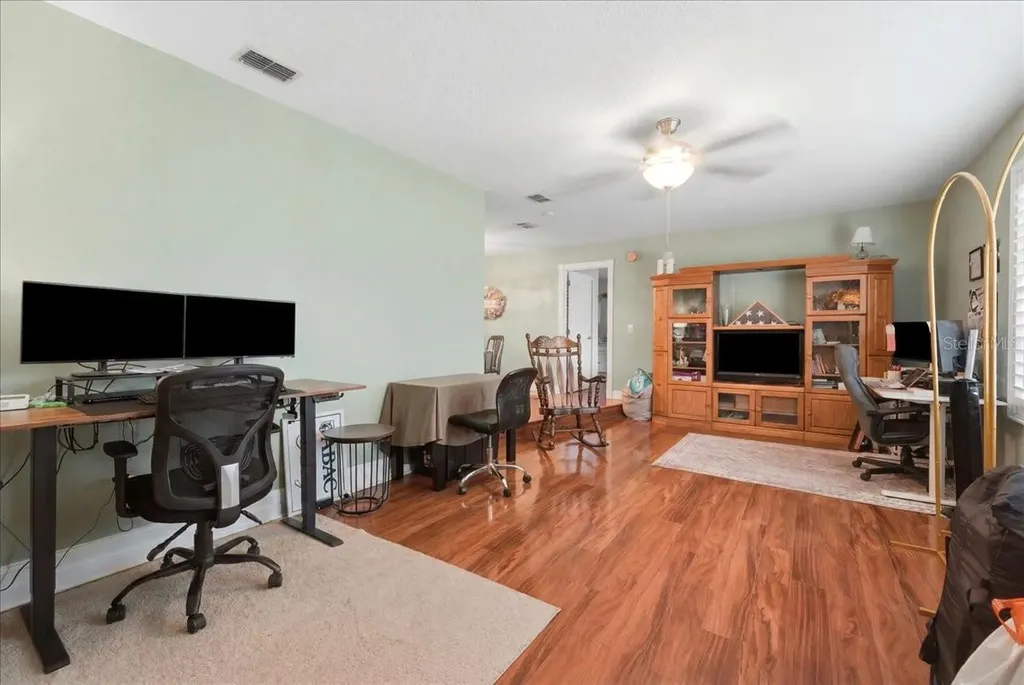 137 Wood Hall Drive Mulberry FL 33860