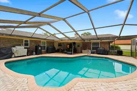 137 Wood Hall Drive Mulberry FL 33860