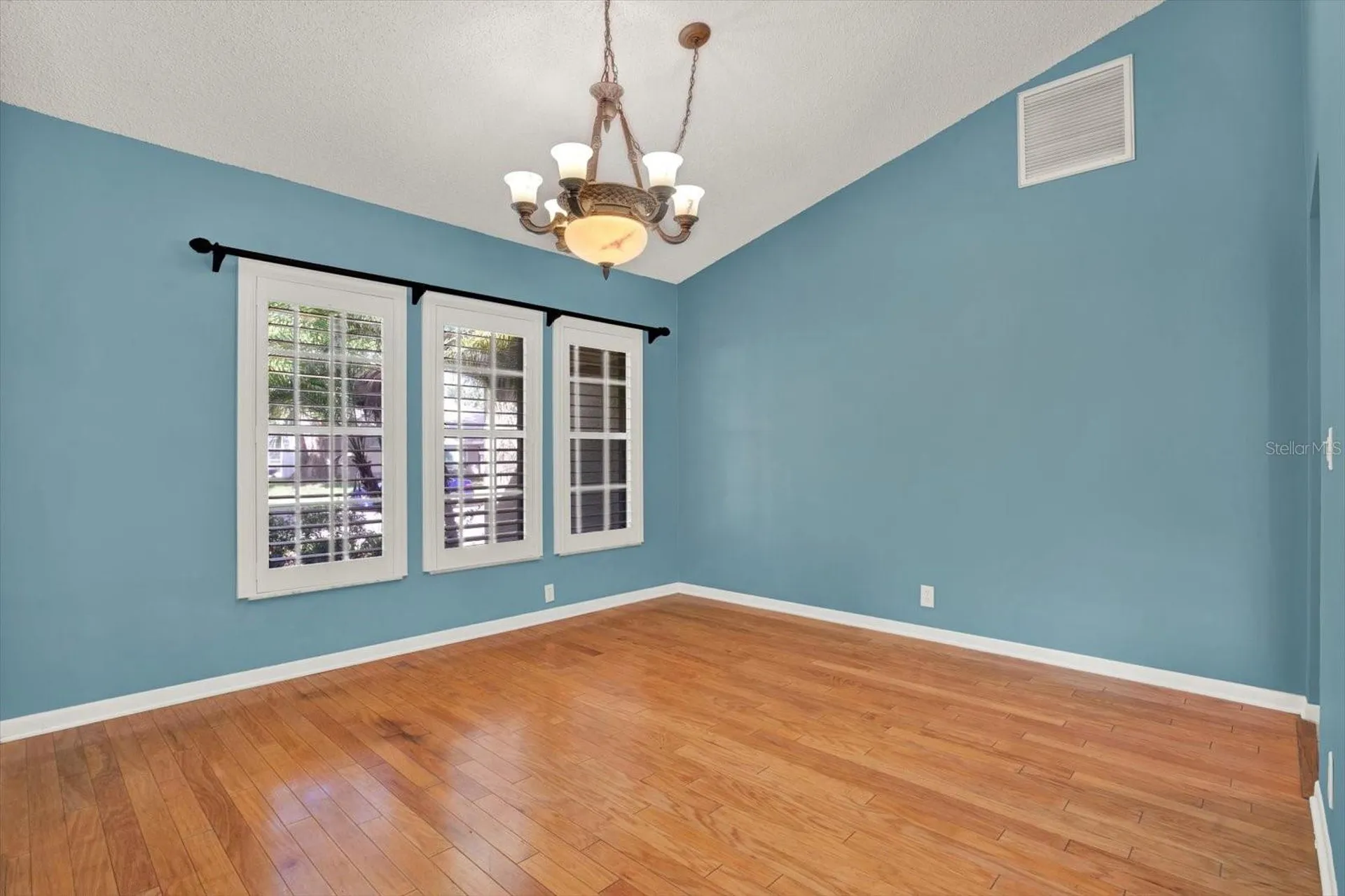 631 House Wren Circle Palm Harbor FL 34683
