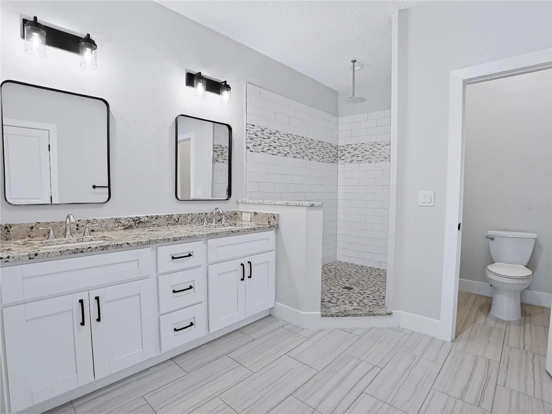 2233R E Kaley Avenue Orlando FL 32806
