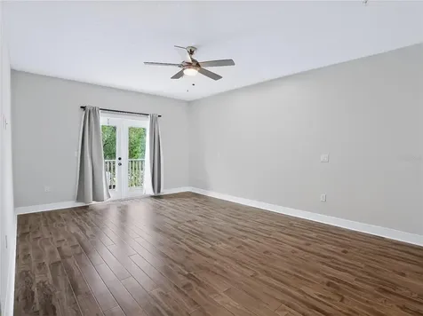 2233R E Kaley Avenue Orlando FL 32806