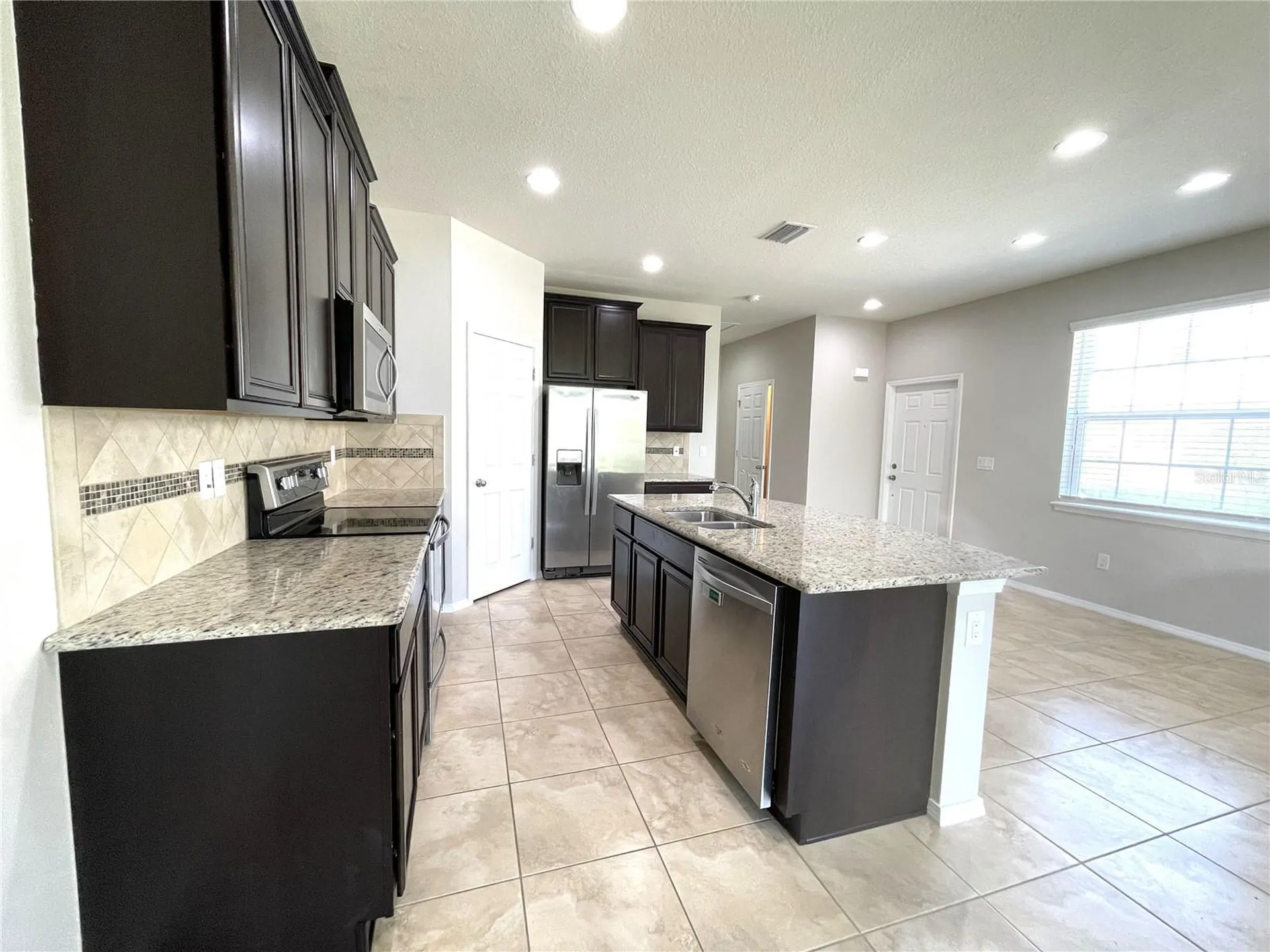 8751 Turnstone Haven Place Tampa FL 33619