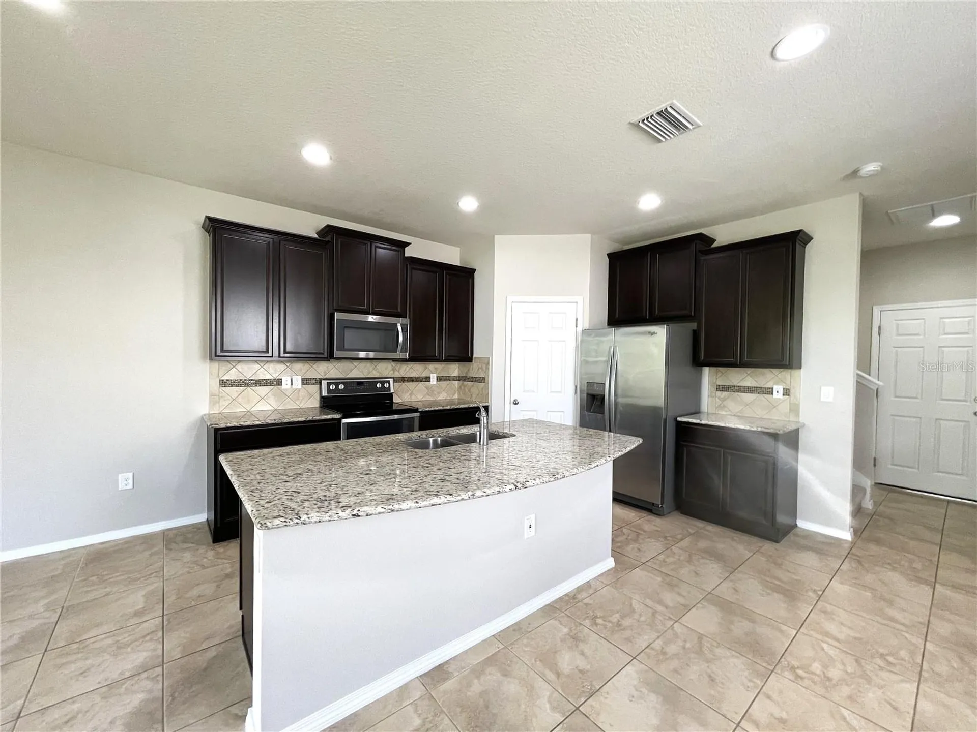 8751 Turnstone Haven Place Tampa FL 33619
