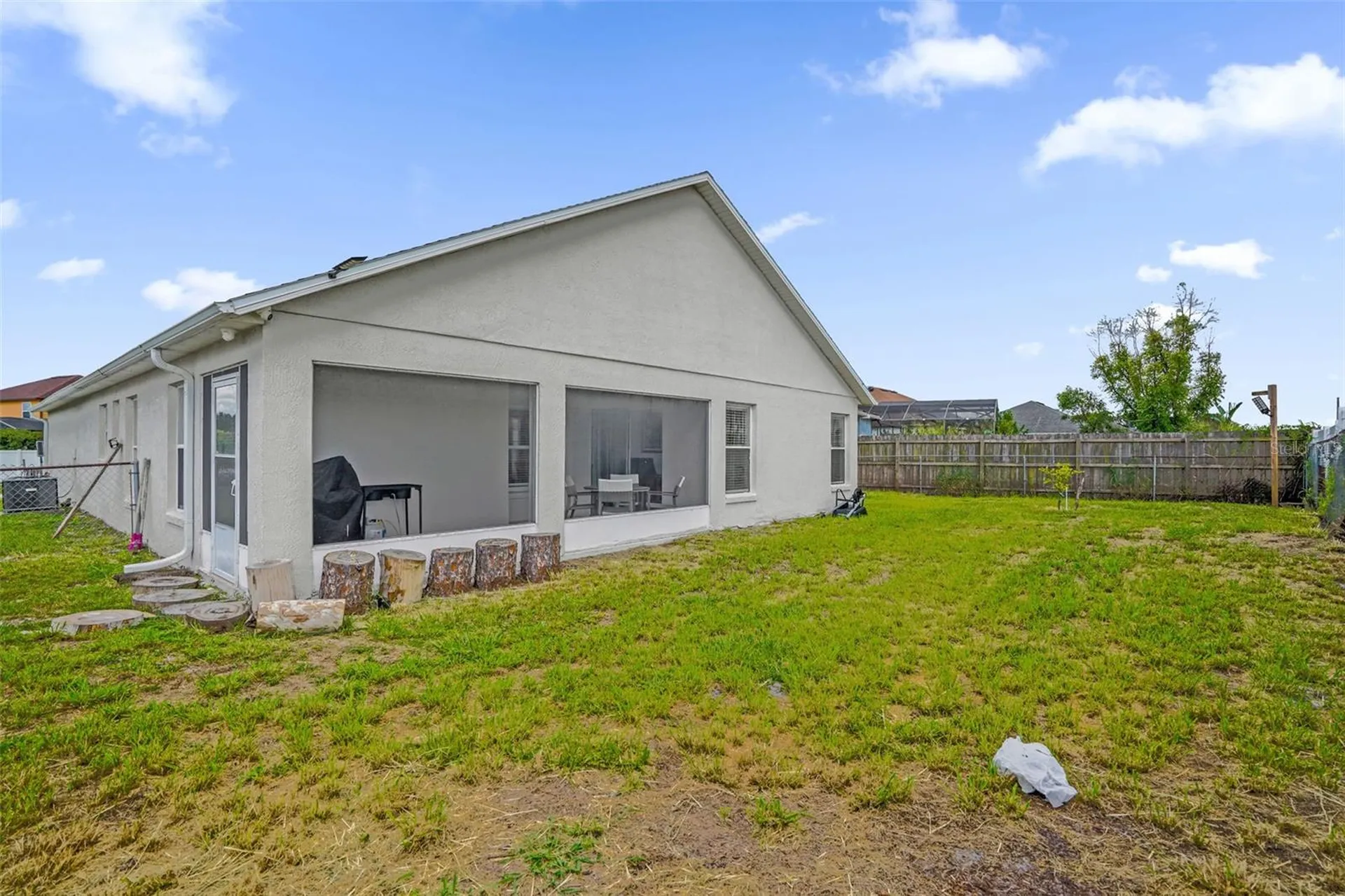 102 Saffron Way Kissimmee FL 34758