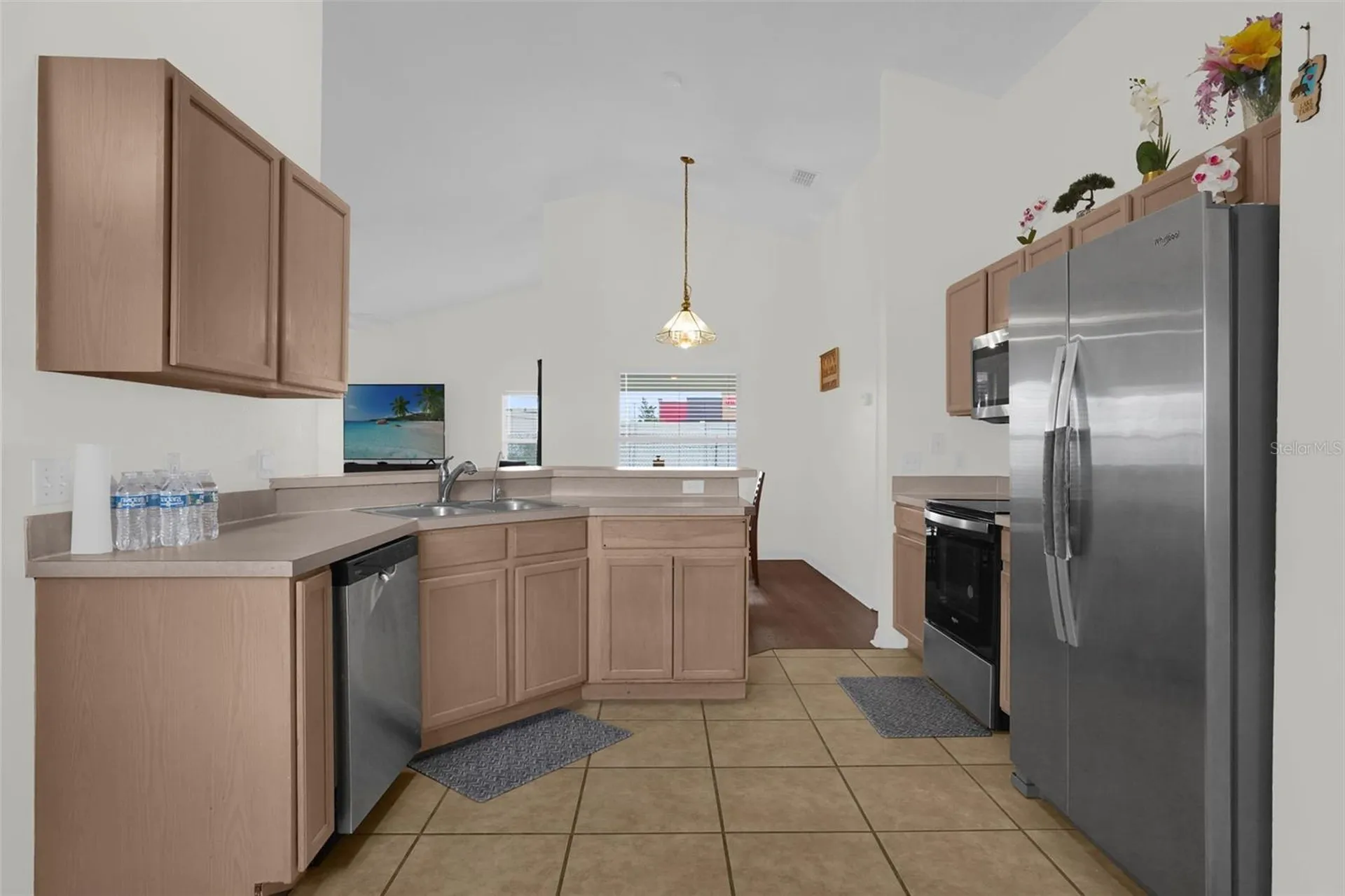 102 Saffron Way Kissimmee FL 34758