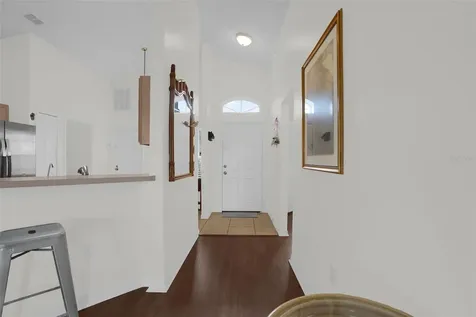 102 Saffron Way Kissimmee FL 34758