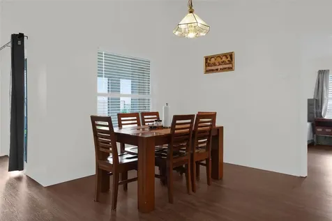 102 Saffron Way Kissimmee FL 34758