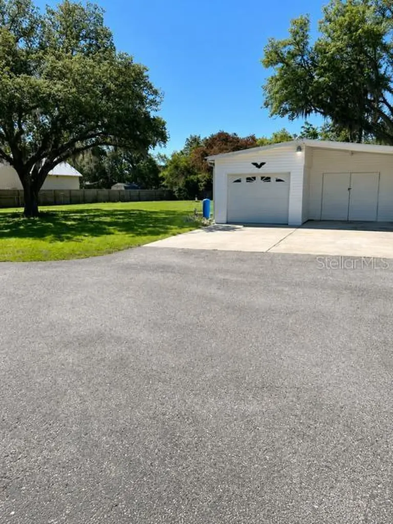 4435 Tevalo Drive Valrico FL 33596
